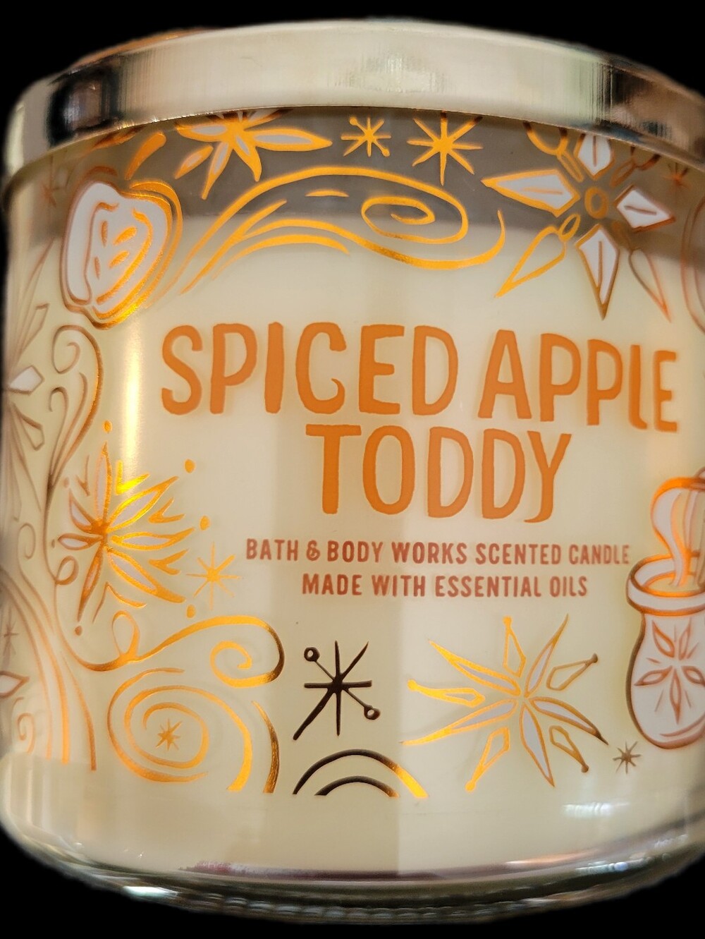 Bath & Body Works Spiced Apple Toddy Candle - Brand New, Cream & Gold Accents